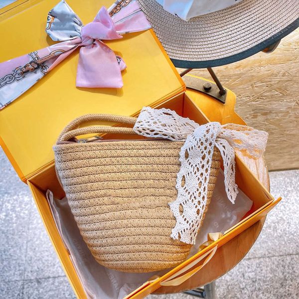 the seaside beach bag resort collection weaving pearl a small bucket full of classic lasting appeal wholesale handbags luxury goods
the seaside beach bag resort collection weaving pearl a small bucket full of classic lasting appeal wholesale handbags luxury goods