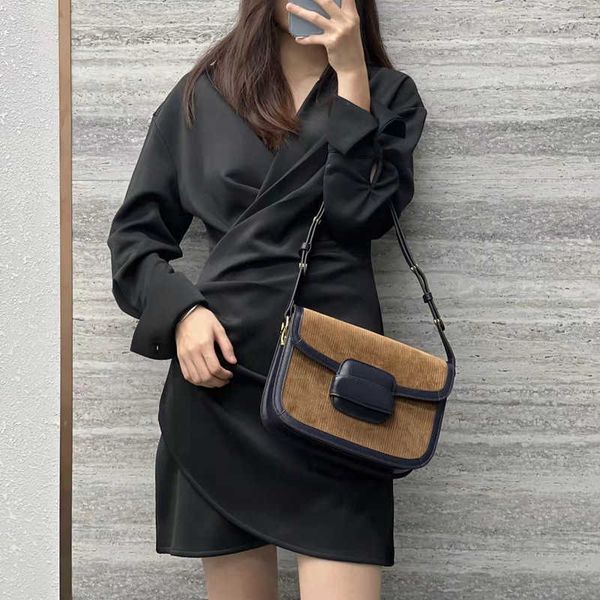 luxury totes fashion crossbody bag designer wallet shoulder bags cross body striped suede genuine leather high-end size 25 18 8 cm with
luxury totes fashion crossbody bag designer wallet shoulder bags cross body striped suede genuine leather high-end size 25 18 8 cm with