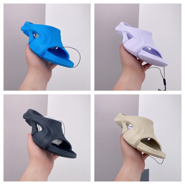 paris designer slippers men women mold pool slides letter printed triple black white foam rubber sandals flats flip flops summer beach shoes
paris designer slippers men women mold pool slides letter printed triple black white foam rubber sandals flats flip flops summer beach shoes
