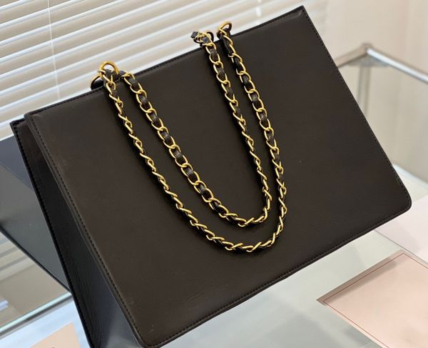 new selling black design shopping bag large capacity luxury retro style beach bag versatile commuterletter
new selling black design shopping bag large capacity luxury retro style beach bag versatile commuterletter