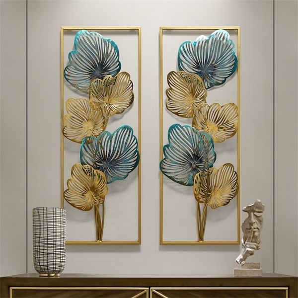 new chinese luxury wrought iron blue gold leaf wall hanging crafts home livingroom sofa background wall sticker mural decoration t200421
new chinese luxury wrought iron blue gold leaf wall hanging crafts home livingroom sofa background wall sticker mural decoration t200421