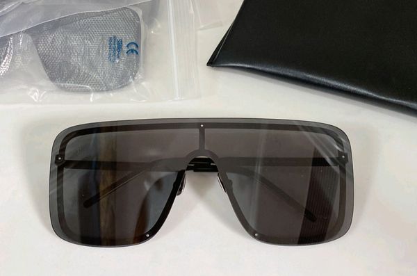 black mask sunglasses dark grey lens for women men sport sunglasses uv eyewear with box, White;black
black mask sunglasses dark grey lens for women men sport sunglasses uv eyewear with box, White;black