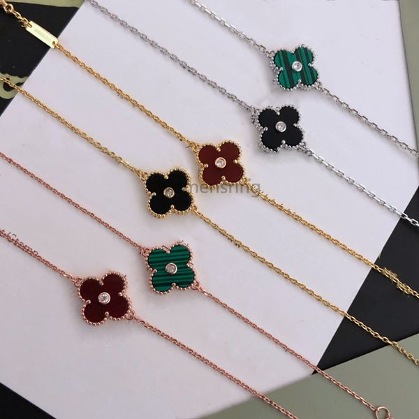 fashion classic chain bracelets single flower with diamond four-leaf clover bracelet gold shell mother-of-pearl for women&girl wedding mothe, Black
fashion classic chain bracelets single flower with diamond four-leaf clover bracelet gold shell mother-of-pearl for women&girl wedding mothe, Black