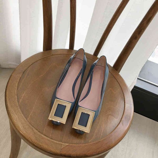 dress shoes spring and summer rv metal square buckle patent leather shallow mouth thick heel single shoes women's round head wedding, Black
dress shoes spring and summer rv metal square buckle patent leather shallow mouth thick heel single shoes women's round head wedding, Black
