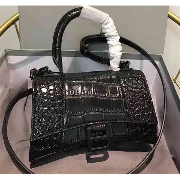 italy balencaigass handbags designer balencaigs b 2022 family bag hourglass bag cowhide crocodile pattern fashion trend versatile one should
italy balencaigass handbags designer balencaigs b 2022 family bag hourglass bag cowhide crocodile pattern fashion trend versatile one should