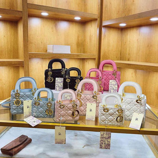 fashion trend new ladies luxury brand bag designer wholesale women's 2022 of light handbag high sense single shoulder s
fashion trend new ladies luxury brand bag designer wholesale women's 2022 of light handbag high sense single shoulder s