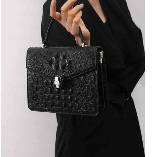 textured head crocodile bone underarm chain envelope bag women's 2022 new portable single shoulder messenger bag purses
textured head crocodile bone underarm chain envelope bag women's 2022 new portable single shoulder messenger bag purses
