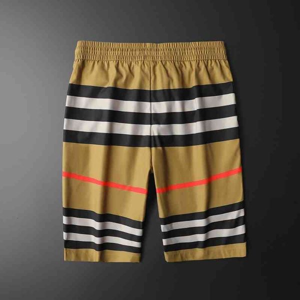men's clothing brand 2022 summer new striped shorts men's capris korean slim fit fashion casual pants, White;black
men's clothing brand 2022 summer new striped shorts men's capris korean slim fit fashion casual pants, White;black