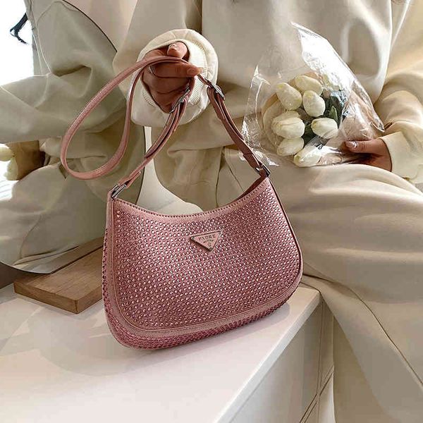 2022 new star same full sky star new moon bag stick bag portable messenger armpit bag female
2022 new star same full sky star new moon bag stick bag portable messenger armpit bag female