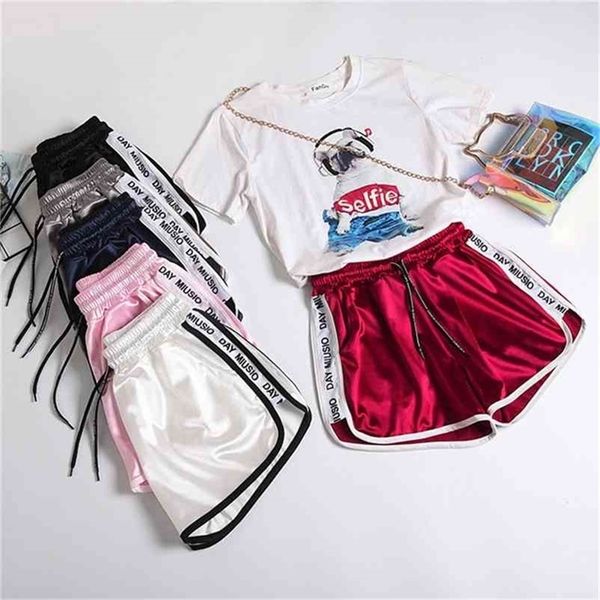 women plus size letter shorts elastic waist high waist slim satin sporting shorts female summer home casual fitness shorts 5xl 210331, White;black
women plus size letter shorts elastic waist high waist slim satin sporting shorts female summer home casual fitness shorts 5xl 210331, White;black