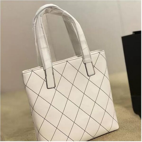 fashion luxury ladies designer bags genuine leather flip mini shoulder bag brand gold-tone metal hardware timeless diamond quilting crossbod
fashion luxury ladies designer bags genuine leather flip mini shoulder bag brand gold-tone metal hardware timeless diamond quilting crossbod