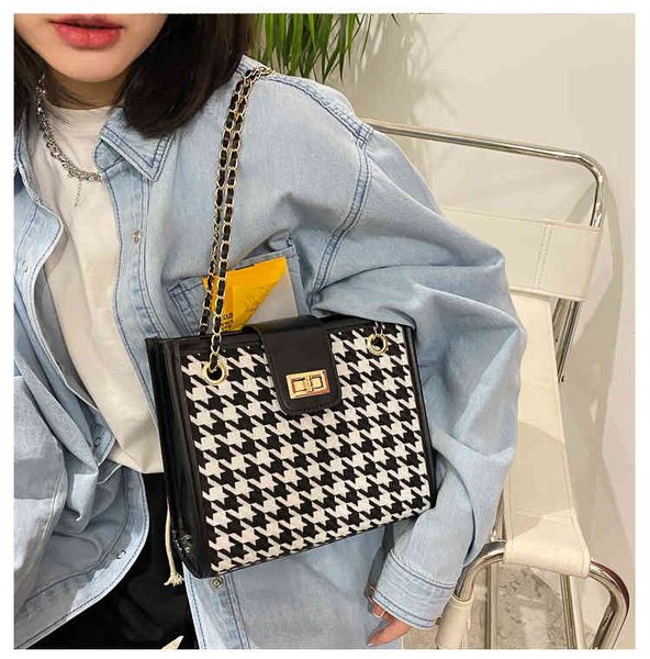 50% off single shoulder underarm for women new fashion net with style small trendy fashion one shoulder underarm handbag
50% off single shoulder underarm for women new fashion net with style small trendy fashion one shoulder underarm handbag