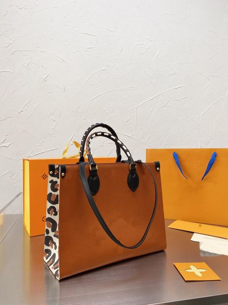 luxury designer handbag ladies chain shoulder bag patent leather diamond luxurys evening bags cross body bag
luxury designer handbag ladies chain shoulder bag patent leather diamond luxurys evening bags cross body bag