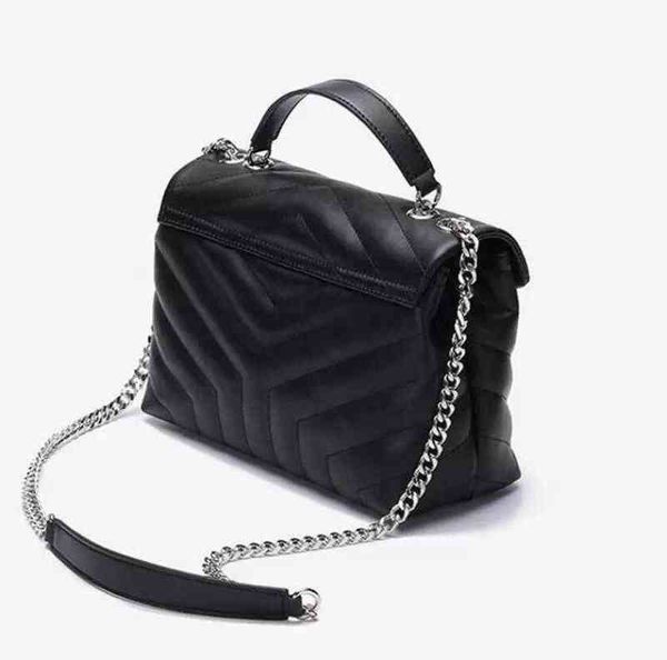 3a 2022 luxury handbag shoulder bag designer seam leather ladies metal chain clamshell messenger, Red;black
3a 2022 luxury handbag shoulder bag designer seam leather ladies metal chain clamshell messenger, Red;black
