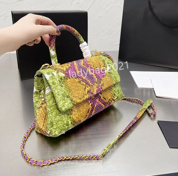 purse shoulder bag women handbags snake pattern cover hand flap hand sewn custom advanced lizard leather fashion versatile wallets with fold, Red;black
purse shoulder bag women handbags snake pattern cover hand flap hand sewn custom advanced lizard leather fashion versatile wallets with fold, Red;black