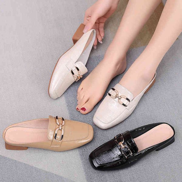 slippers lacquer leather lefu sandals women summer metal chain with stone pattern thick heel real bag head npzy, Black
slippers lacquer leather lefu sandals women summer metal chain with stone pattern thick heel real bag head npzy, Black