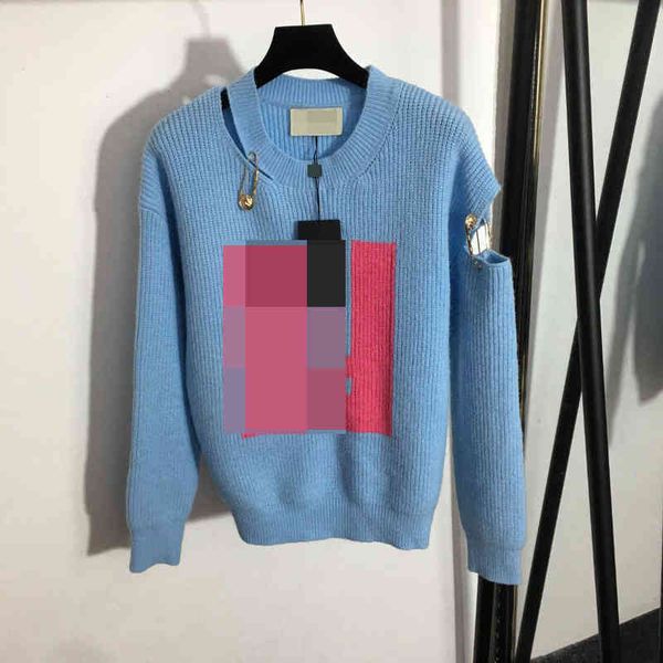 2022 designer ladies pullover sweater spring and summer new simple large letter pin decoration round neck long-sleeved sweater ff, White;black
2022 designer ladies pullover sweater spring and summer new simple large letter pin decoration round neck long-sleeved sweater ff, White;black