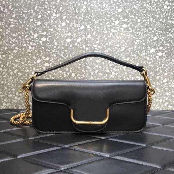 2022 r ladies bags new chain metal handbag adjustable shoulder straps luxury handbag
2022 r ladies bags new chain metal handbag adjustable shoulder straps luxury handbag