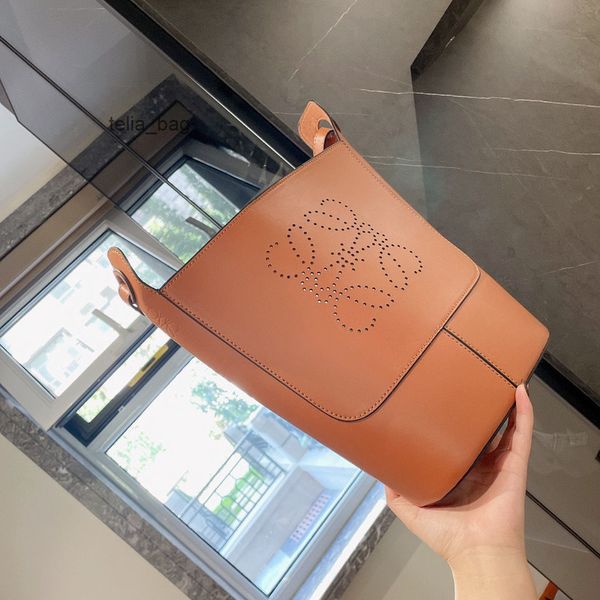 bags crossbody loewees designer handbags cowhide stitched bucket literary women's style single shoulder messenger fashionable and versa
bags crossbody loewees designer handbags cowhide stitched bucket literary women's style single shoulder messenger fashionable and versa