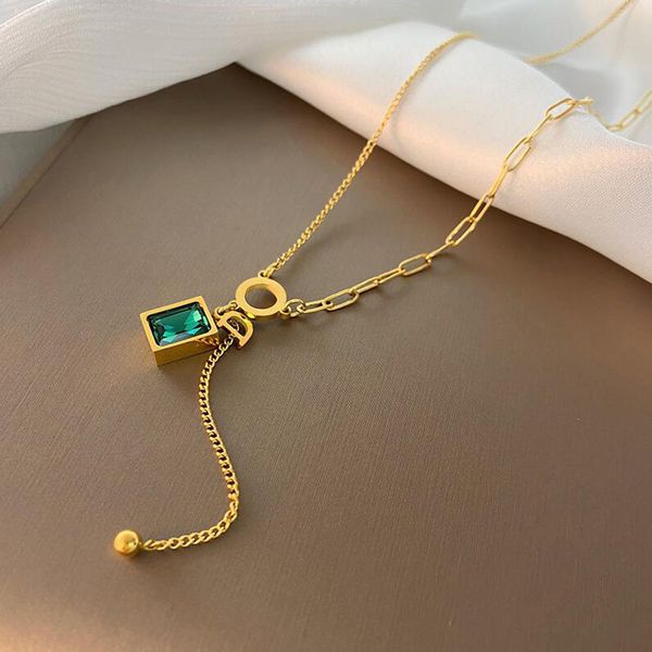 necklaces bracelet designer jewelry vintage green pendant necklace female light luxury titanium steel lock bone chain neck chain d letter, Silver
necklaces bracelet designer jewelry vintage green pendant necklace female light luxury titanium steel lock bone chain neck chain d letter, Silver