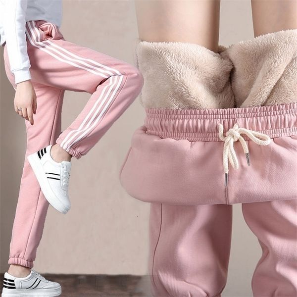 oversize imitation lamb plus velvet sports pants for women winter thick cotton plus size outer wear warm casual pants 201228, Black;white
oversize imitation lamb plus velvet sports pants for women winter thick cotton plus size outer wear warm casual pants 201228, Black;white