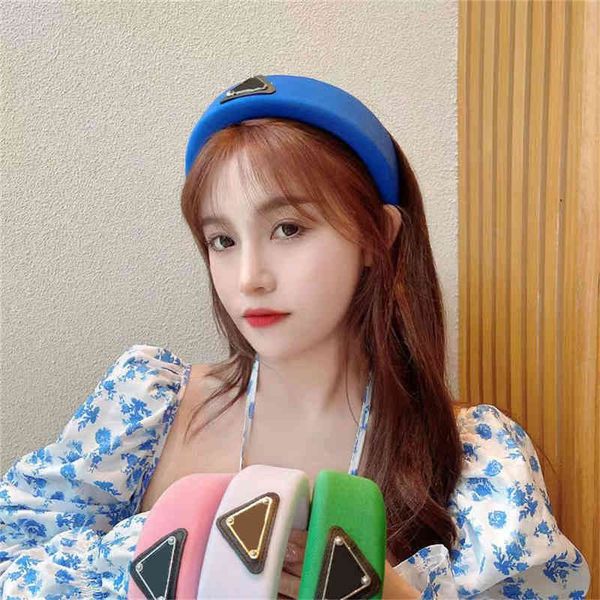 luxury designer sponge headbands hair bands for women girl brand elastic letter p black triangle sports fitness head wrap, Silver
luxury designer sponge headbands hair bands for women girl brand elastic letter p black triangle sports fitness head wrap, Silver