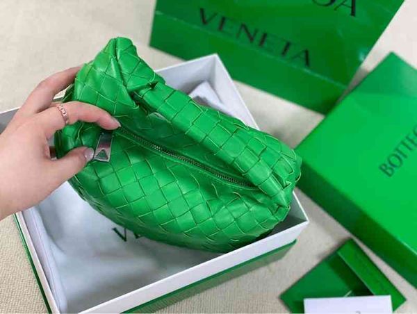 venetas designer handbags bottegav bag 2023 mini wholesale woven dumpling pillow knot leather hand armpit women's shoulder crossbody 3p
venetas designer handbags bottegav bag 2023 mini wholesale woven dumpling pillow knot leather hand armpit women's shoulder crossbody 3p