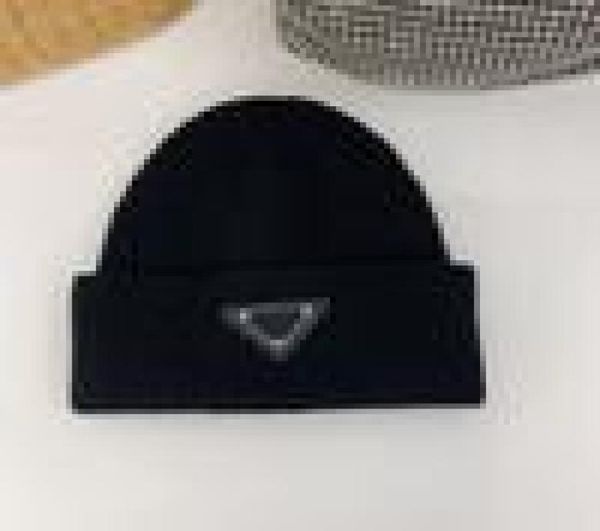 designer beanie cashmere hats cap knitted bucket hat fitted luxury hats designers men womens triangle p caps d218262hl, Blue;gray
designer beanie cashmere hats cap knitted bucket hat fitted luxury hats designers men womens triangle p caps d218262hl, Blue;gray