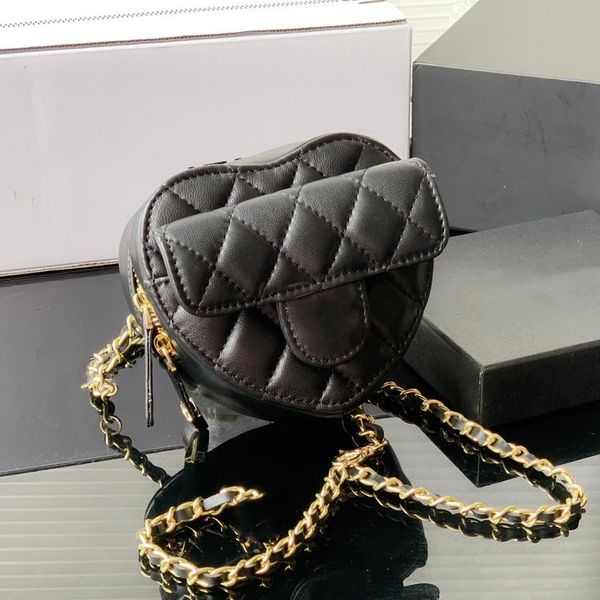 high luxury quality mini heart lover bag lambskin waist bust crossbody bags quilted gold matelasse chain vanity cosmetic case designer coin
high luxury quality mini heart lover bag lambskin waist bust crossbody bags quilted gold matelasse chain vanity cosmetic case designer coin