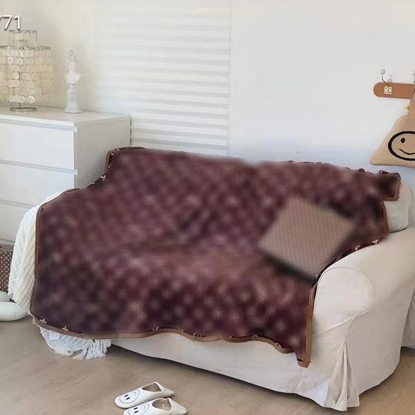 new leisure flannel blankets adults warm thick autumn winter sofa bed cover couple portable travel room decoration blanket
new leisure flannel blankets adults warm thick autumn winter sofa bed cover couple portable travel room decoration blanket