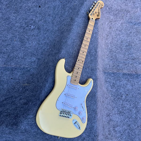 2022classic brand electric guitar groove fingerboard electric guitar professional level delivery to home
2022classic brand electric guitar groove fingerboard electric guitar professional level delivery to home