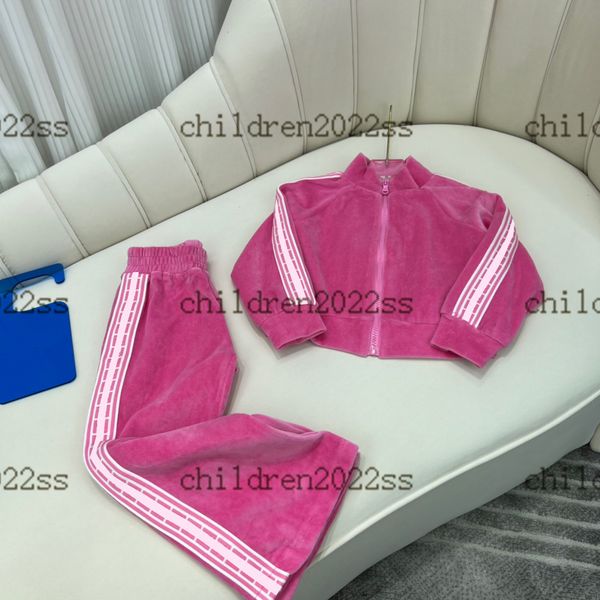 girls velvet clothing sets autumn boys classic zip sports sets brand designer hoodie sweatshirt high-end cotton hooded jackets with long pan, White
girls velvet clothing sets autumn boys classic zip sports sets brand designer hoodie sweatshirt high-end cotton hooded jackets with long pan, White