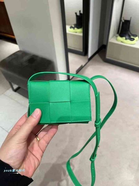 tote bag bottegas designer handbags venetas jodie 22 purchase cassette woven mini small square single shoulder messenger female zc
tote bag bottegas designer handbags venetas jodie 22 purchase cassette woven mini small square single shoulder messenger female zc