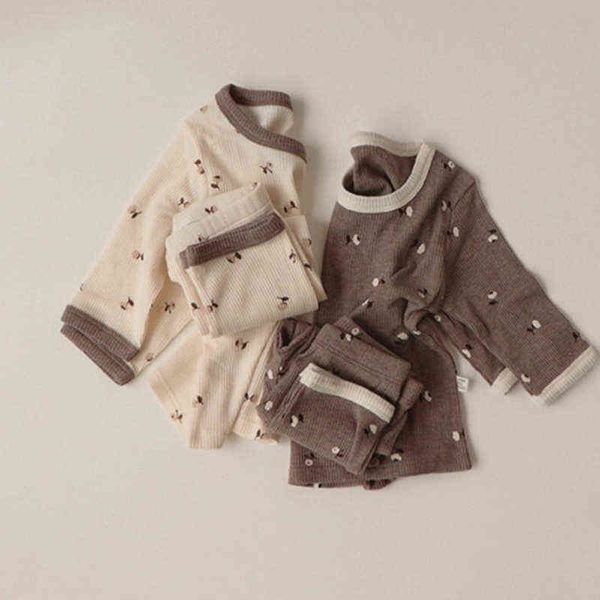 korean style spring autumn newborn baby girl boys clothes suit toddler baby girl boys pajamas set t-shirtpantshair band l220715, Blue;red
korean style spring autumn newborn baby girl boys clothes suit toddler baby girl boys pajamas set t-shirtpantshair band l220715, Blue;red
