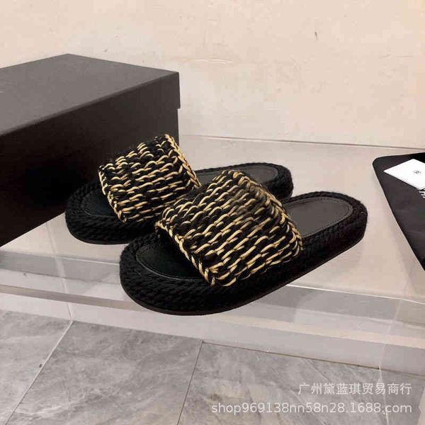 designer new ch 2022ane cashmere hand woven fragrant wind round head one-way versatile, wearing thick soled slippers outside, Black
designer new ch 2022ane cashmere hand woven fragrant wind round head one-way versatile, wearing thick soled slippers outside, Black