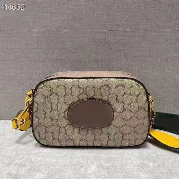lovely camera bag luxurys designers shoulder bags 24cm handbag messenger women totes fashion flap handbags printed crossbody clutch wallet c
lovely camera bag luxurys designers shoulder bags 24cm handbag messenger women totes fashion flap handbags printed crossbody clutch wallet c