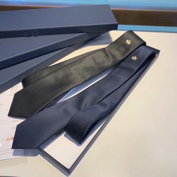 high grade men neck ties luxury silk bow necktie classy adjustable designer neckties birthday gift for man neck tie, Blue;purple
high grade men neck ties luxury silk bow necktie classy adjustable designer neckties birthday gift for man neck tie, Blue;purple