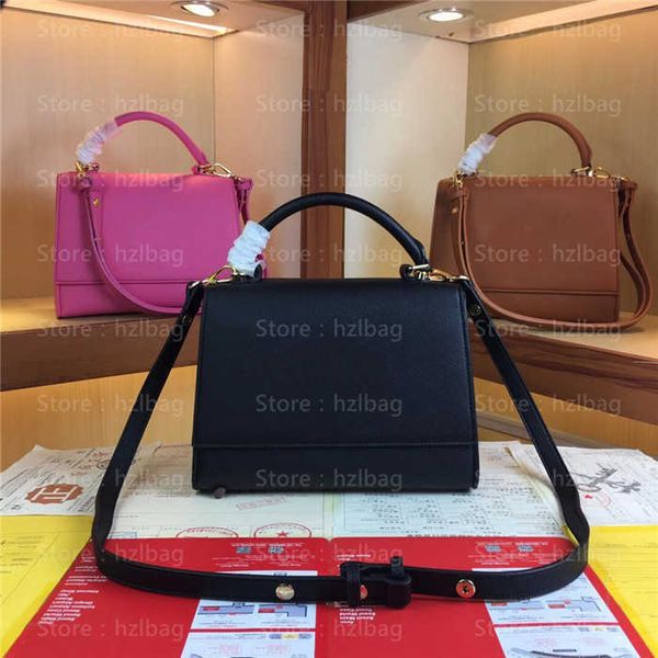 twist one handle pm handbag m57093 cross body bag black twist-lock colored leather designers womens handbags purses
twist one handle pm handbag m57093 cross body bag black twist-lock colored leather designers womens handbags purses