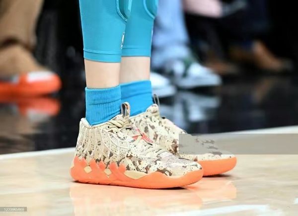 mb1 rick morty galaxy men basketball shoes with box 2022 sport shoe trainner sneakers size 7-12
mb1 rick morty galaxy men basketball shoes with box 2022 sport shoe trainner sneakers size 7-12
