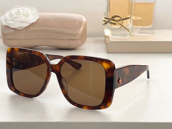 sunglasses for woman designer retro summer a87665 anti-ultraviolet round full frame driving fishing fashion random box, White;black
sunglasses for woman designer retro summer a87665 anti-ultraviolet round full frame driving fishing fashion random box, White;black