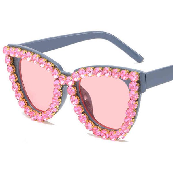 new large frame diamond inlaid sunglass candy color glass trend sunglass women's party street shooting decorative glass, White;black
new large frame diamond inlaid sunglass candy color glass trend sunglass women's party street shooting decorative glass, White;black