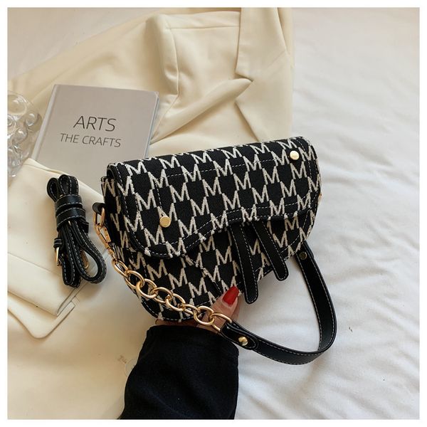 waist bags fashion letter printed chain shoulder bags for women quality denim cr 220823
waist bags fashion letter printed chain shoulder bags for women quality denim cr 220823