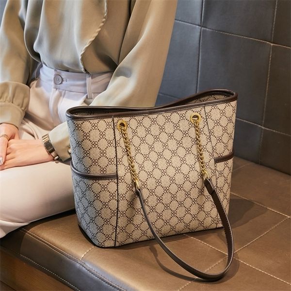 20% off sitewide 2022 luxury bags carlo daisy printing tote bag chain hand temperament one women's bag
20% off sitewide 2022 luxury bags carlo daisy printing tote bag chain hand temperament one women's bag