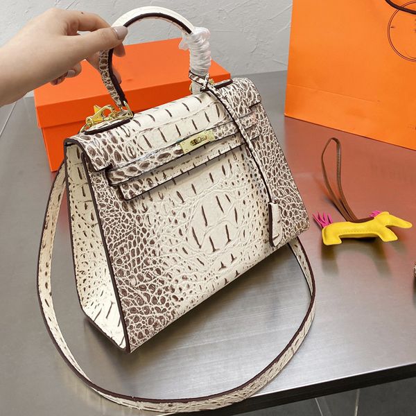 multi pochette large capacity real leather bag women luxurys designers bags 2022 handbags purses tote 19 handbag flap zhouzhoubao123 uun1
multi pochette large capacity real leather bag women luxurys designers bags 2022 handbags purses tote 19 handbag flap zhouzhoubao123 uun1