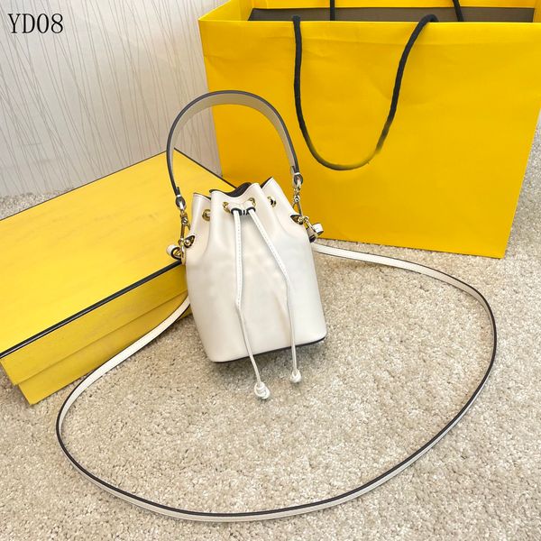 mini bucket bag 2-colour luxury designer crossbody shoulder bags handbag women's fashion leather handbags handbag wholesale removable s
mini bucket bag 2-colour luxury designer crossbody shoulder bags handbag women's fashion leather handbags handbag wholesale removable s