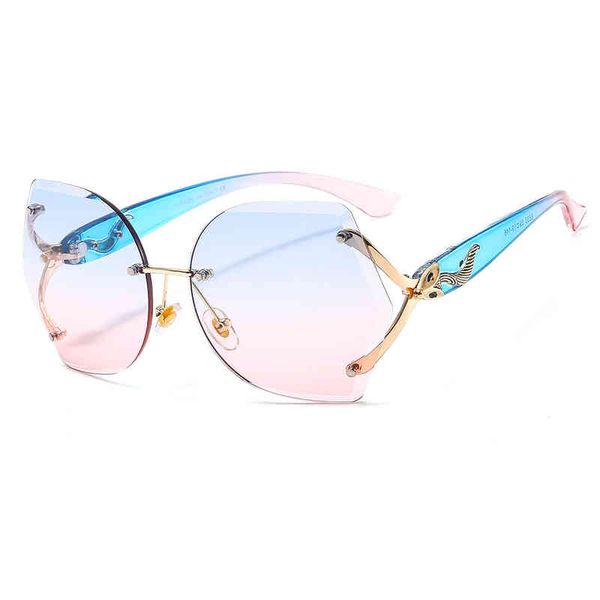 men's ladies brand sunglasses wholesale fashion framels cut edge large frame head women's metal, White;black
men's ladies brand sunglasses wholesale fashion framels cut edge large frame head women's metal, White;black
