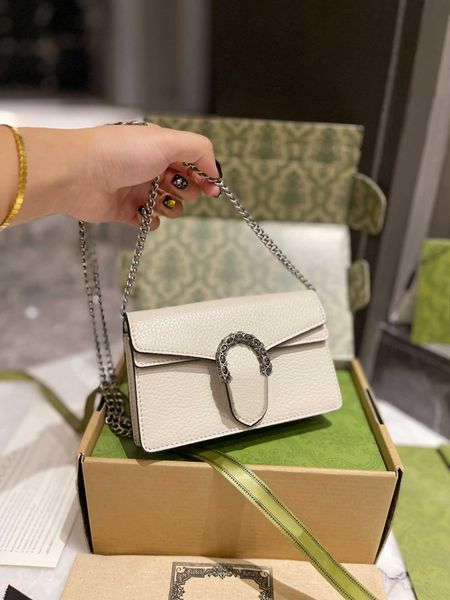 tz women handbags designer classic vintage silver metallic chain shoulder bag luxury cowhide crossbody bag white genuine leather mobile phon
tz women handbags designer classic vintage silver metallic chain shoulder bag luxury cowhide crossbody bag white genuine leather mobile phon