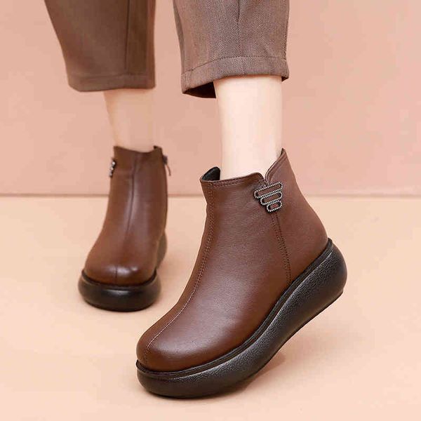 slippers winter thick soled large leather short boots women's shoes round head plush warm martin mother women oikq, Black
slippers winter thick soled large leather short boots women's shoes round head plush warm martin mother women oikq, Black