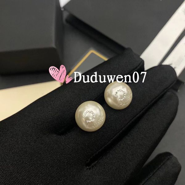 party supplies wedding- gift fashion pearl earings engraved stone cc accessories earrings bridesmaid gift good quality
party supplies wedding- gift fashion pearl earings engraved stone cc accessories earrings bridesmaid gift good quality