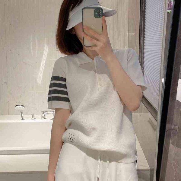 correct polo lapel sleeve t-shirt four bar front short back long men's and women's same loose fashion, White
correct polo lapel sleeve t-shirt four bar front short back long men's and women's same loose fashion, White